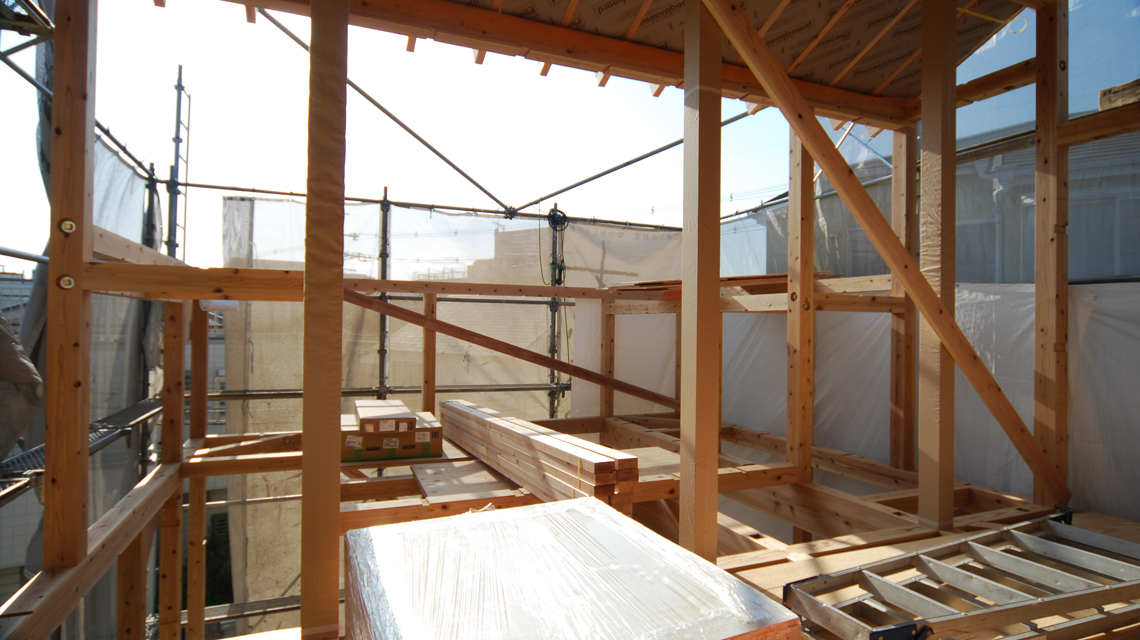 4月17日（土）構造見学会「豊中市の家」